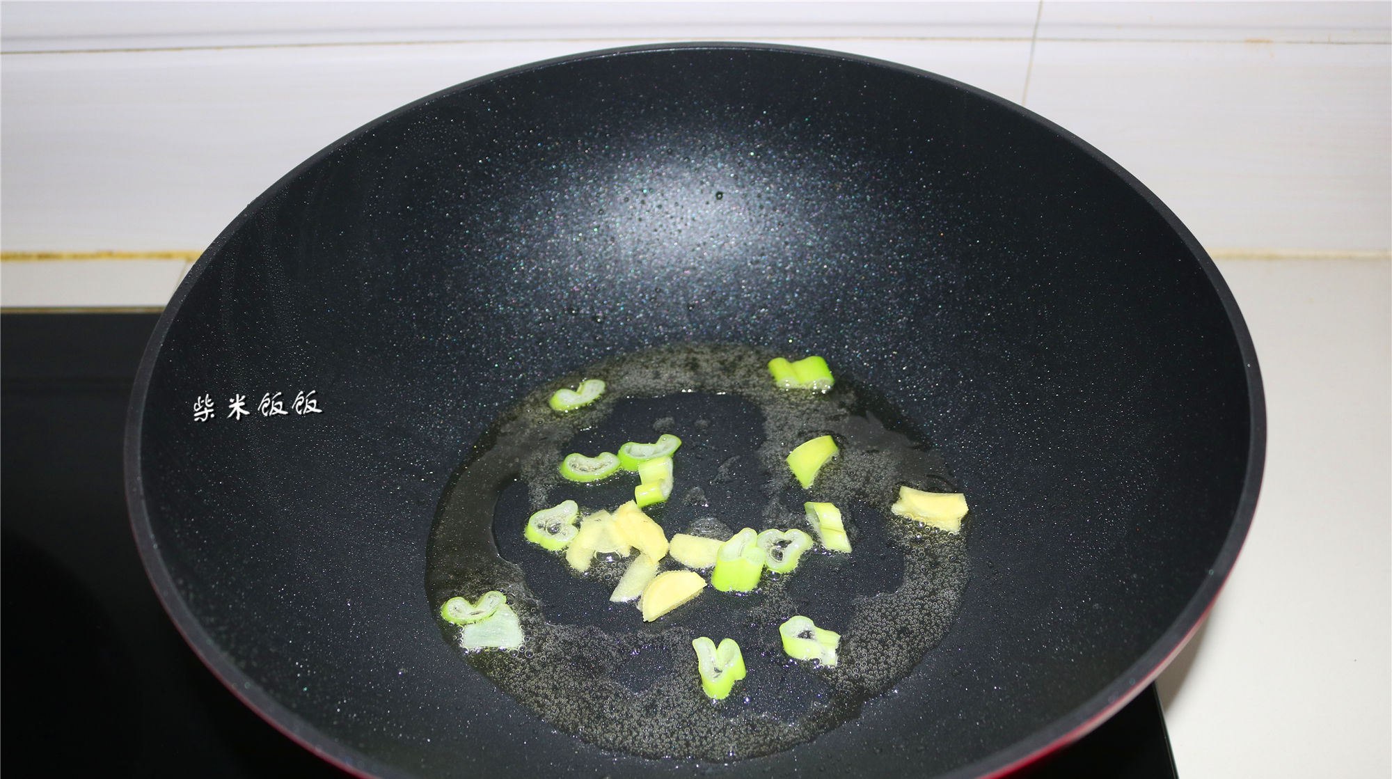  马上|这蔬菜马上下市了，趁能买到赶快吃，和豆腐一起烧，真香