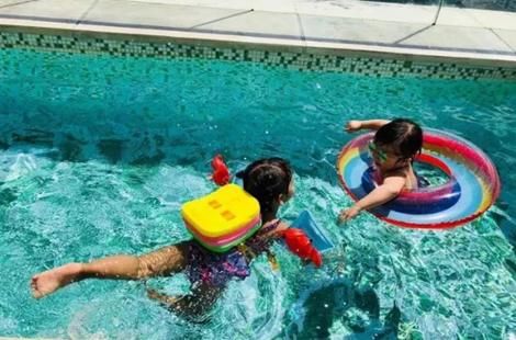 租金|陈浩民难扛14万豪宅租金，带4子女搬回旧屋，老婆也直播讨生活