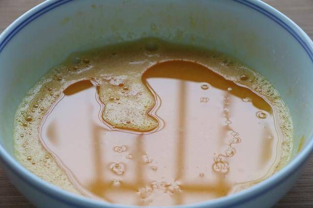 蛋卷|蛋卷不要买了,不要蛋卷机,只要平底锅就能做,又香又脆超美味