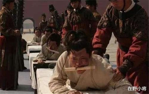 新娘|小偷在新娘床底下趴了三天，太饿了