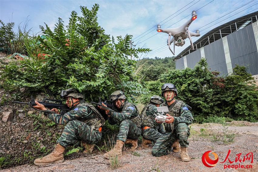 “黔”夏淬火！武警贵州总队开展实战化反恐演练