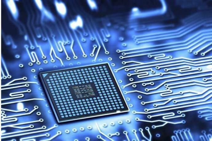 原因就|任正非亲自出马，密集调研顶尖高校，原来华为的战略要这么调整