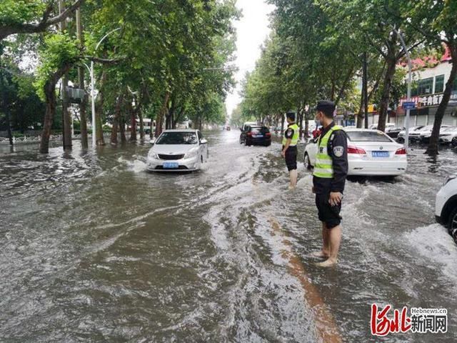 预警|局地雨量已达180毫米 河北邯郸发布暴雨红色预警