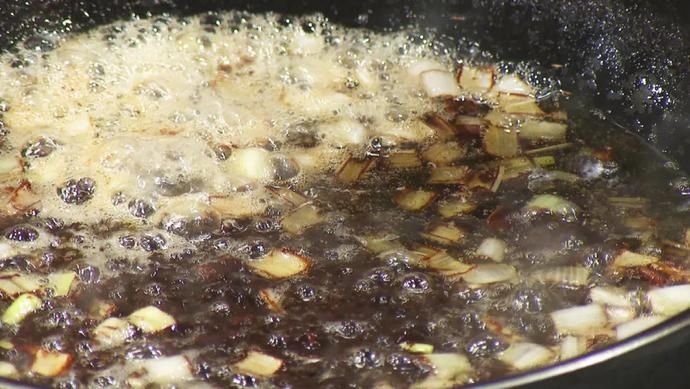  北京|【养生厨房】今日菜品——《老北京炸酱揪片儿》