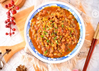  营养|又是爱上吃面的一天，妈妈味的“茄子打卤面”，浓香入味好营养