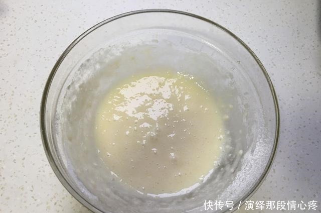 搅拌均匀|两孩子就馋这小点心,香甜可口又酥脆,简单易做学会不用买