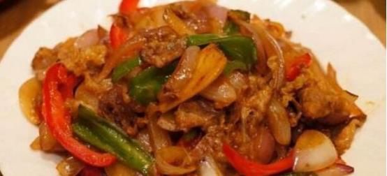  蚝油|家里来客人不想去饭店，炒几道的家常菜，香飘四溢，好吃到没朋友