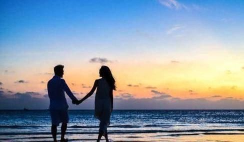 下降|生育率持续下降,那些坚持不生小孩的人,结果后悔了吗?