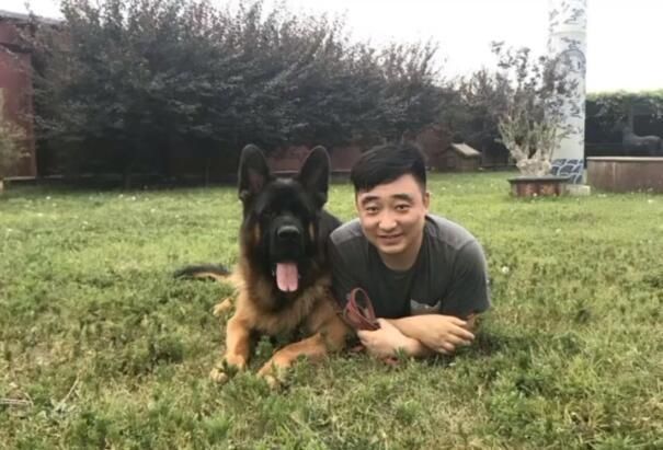  不少|《乡爱》工作人员办婚礼，主演全到齐？网友：省了不少出场费