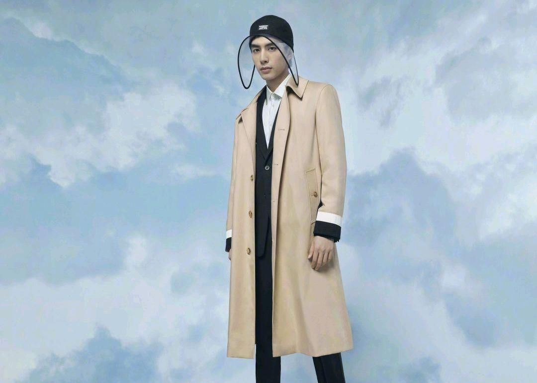  大张伟|王一博宋威龙“鸳鸯戏水”，用温柔的方式打水仗，惊呆大张伟