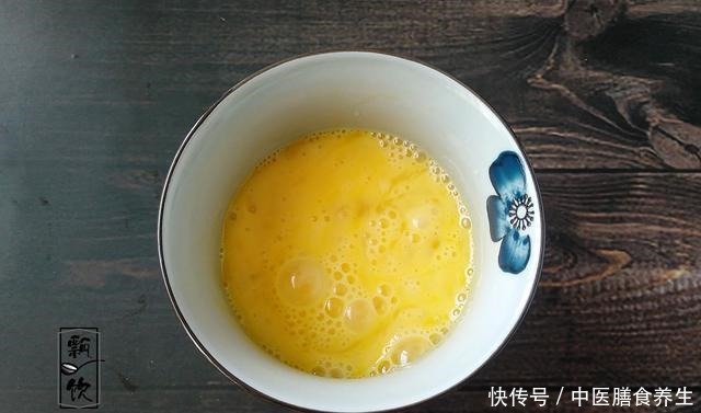 好喝|若家里只剩面粉,教你做美味热汤,每人秃噜两大碗才过瘾,特好喝