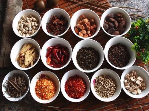 卤水|想吃卤菜不用买,58岁卤菜师傅教你万能卤水配方,学会卤啥都好吃