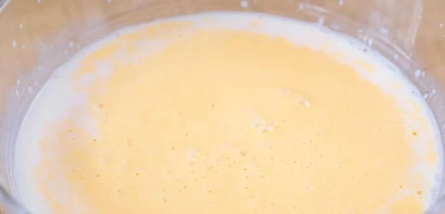  慕斯|这一块像奶酪的居然是慕斯! 最适合夏日的甜品, 烘焙新手就能做!