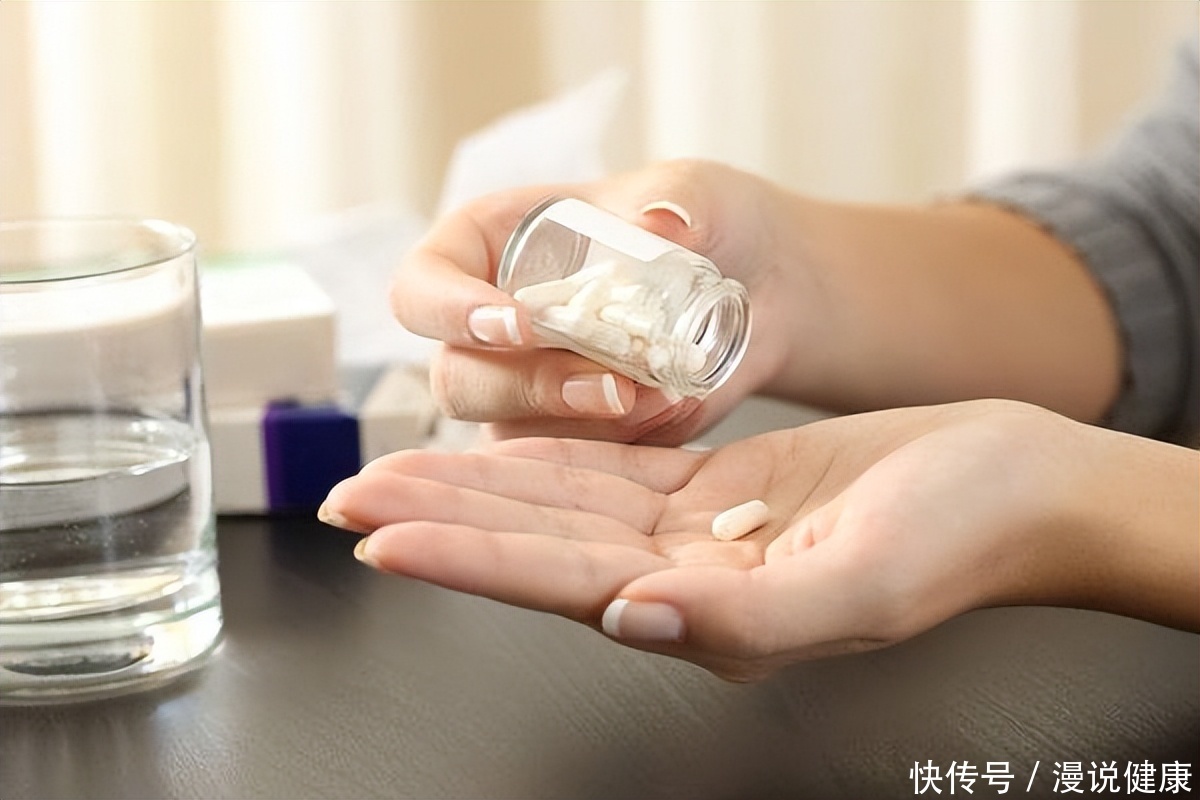 糖尿病靠吃药就能一直抑制血糖么(吃药还能吃出糖尿病？市面上这5种药物，若随意服用或致血糖不稳)