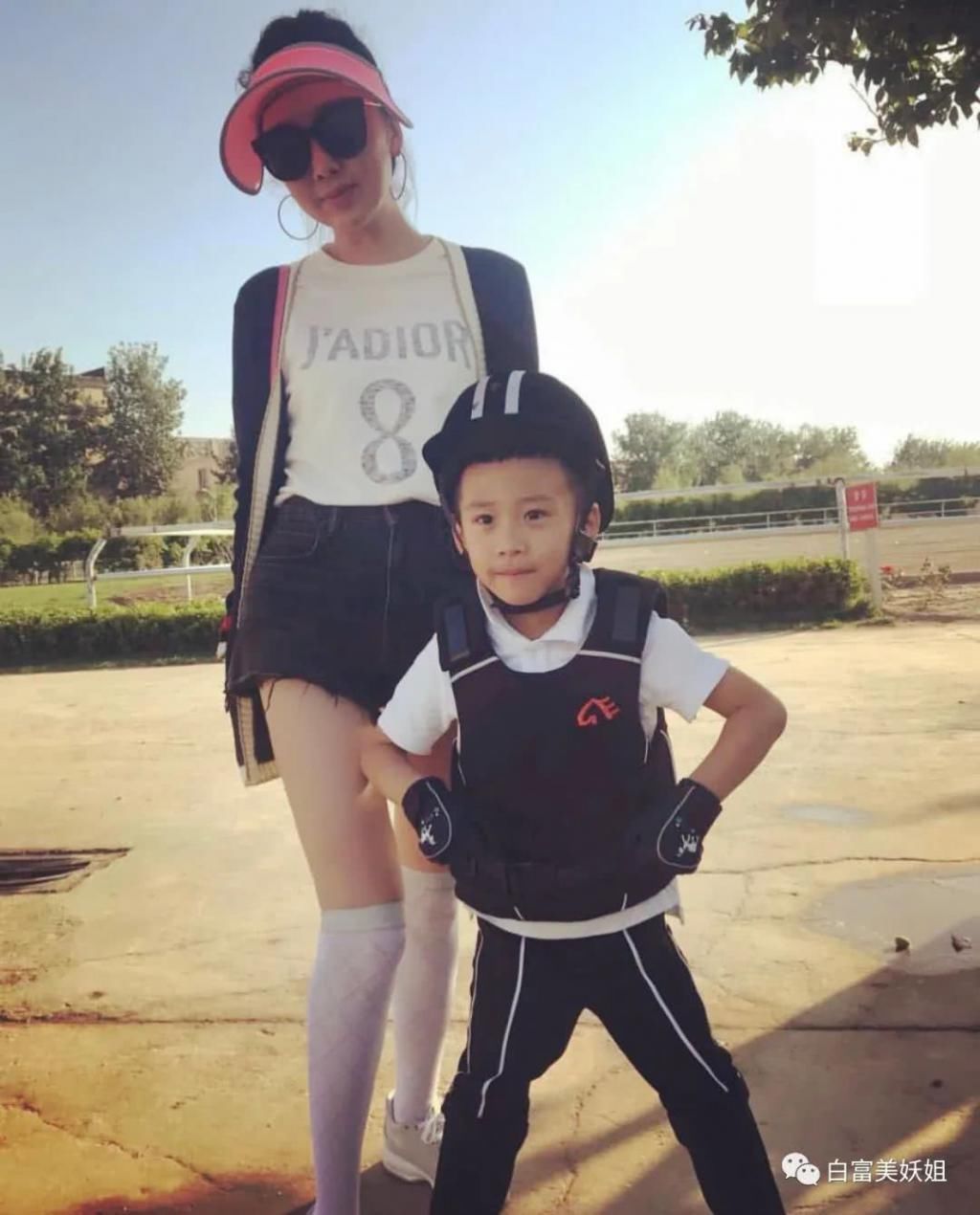 别嘲|别嘲她踩虞书欣上位了这位才是京圈真公主好吗