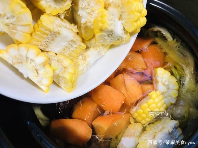  少不了|立秋后，汤水要多喝，一碗广式霸王花汤更是少不了，让它为你护航