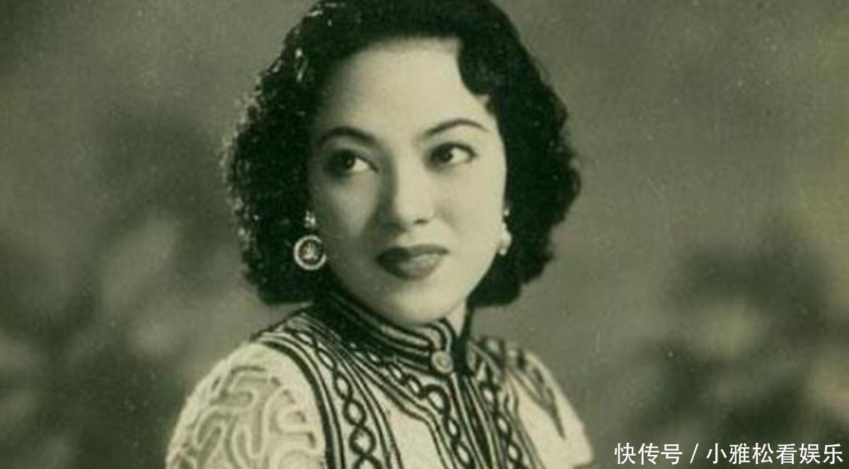  掏出|女汉奸李香兰，枪决前突然掏出一样东西，立刻被中国无罪释放