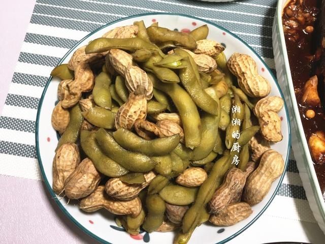  朋友|这顿午餐，满满一桌家常菜，网友：请到家吃饭的都是真朋友