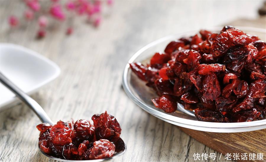 子宫健康多吃十大食物(呵护子宫健康，这几种食物不妨常吃，或能助你养颜排毒显年轻)