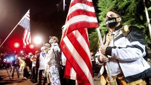  社区|美国白人武装成功在科罗拉多逆袭：持枪赶走“起义军”，阻止暴动