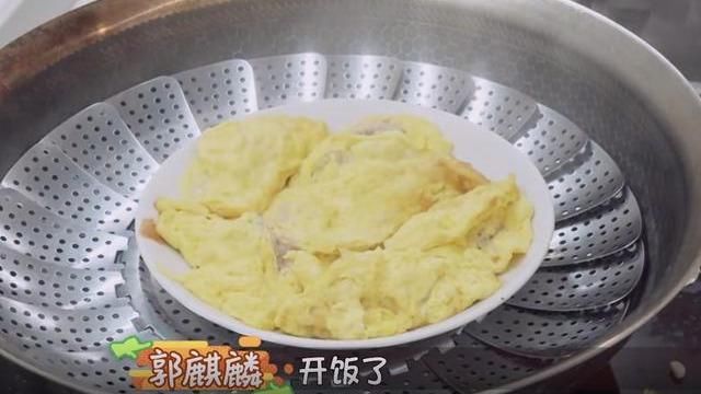  料理|做家务的男人：范丞丞郭麒麟黑暗料理“满蛋全席”新鲜出炉