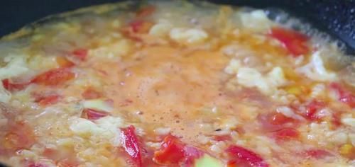  诀窍|教你西红柿疙瘩汤做法，学会这诀窍，口感劲道，一顿2碗不够