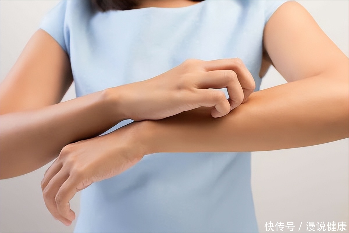夏季皮炎的四个根除方法揭晓(夏季是皮肤病的高发期？要想预防特异性皮炎，及时做好这6件事)