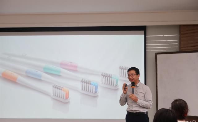  牙刷|5000万都不一定做成的事，为什么谷仓爆品学院300万就成了