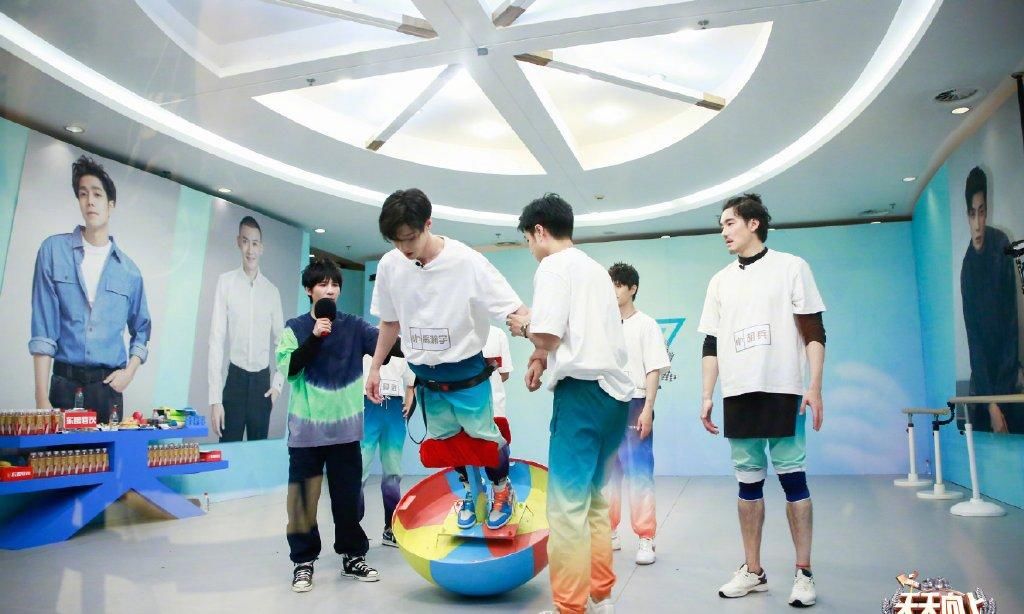  收视率|周末综艺大洗牌！《天天向上》收视率跌到0.38%《极限挑战》2.57%