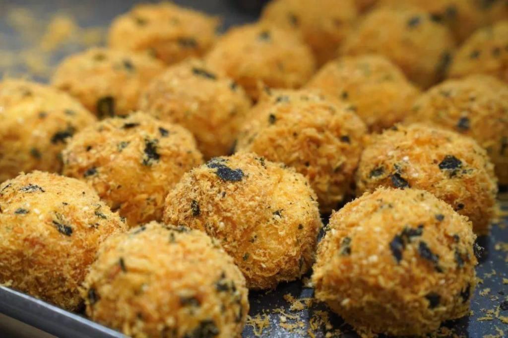 泸溪河|中式糕点店“疯”开,这5家配拥有姓名!