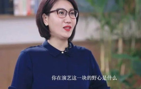  万茜|拆穿万茜、狠怼宁静，被称明星照妖镜的毒舌主持，终于遇到对手了