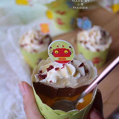  杯子|双色慕斯杯子蛋糕