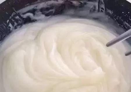 凉虾|把面粉倒进滚水里煮,10分钟后,全家人连说太神奇了,我连吃了2碗!