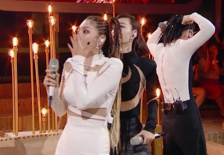  张雨绮和王|都说张雨绮组表演的很差劲，可看到观众的投票数，对手们傻眼了！