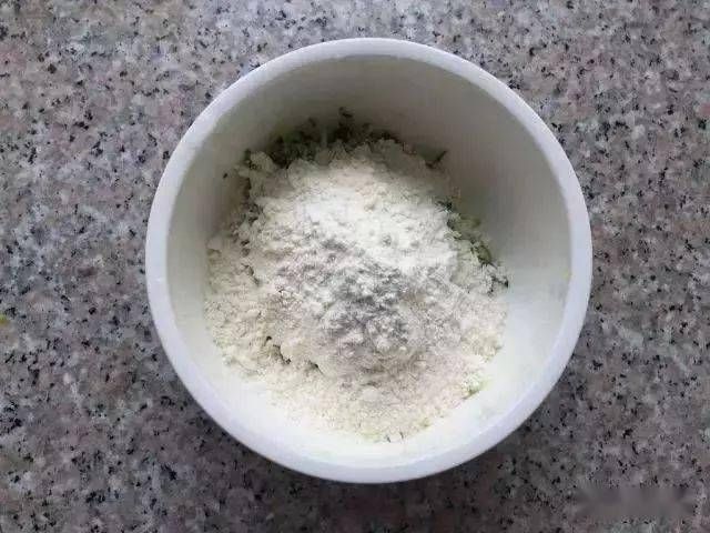  这款|这款小清新口味的鸡蛋饼，快手早餐就它啦！