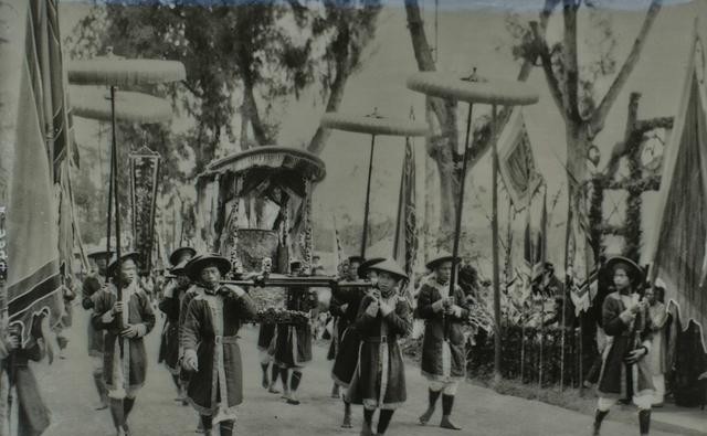  天子|历史上最后一场皇帝祭天：越南君权神授的象征，一场天子向上天述职的仪式