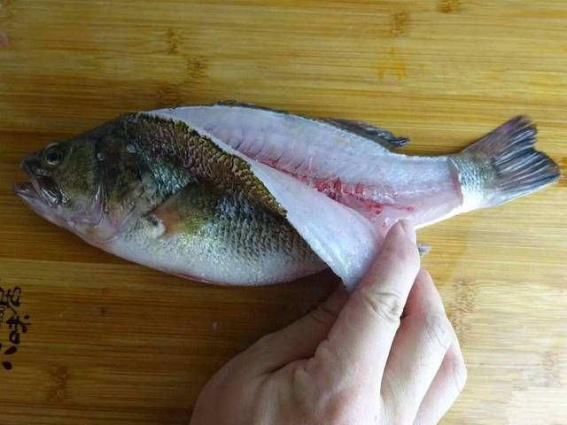 也不会|如何煎豆腐不碎、煮水饺不粘、做鱼味不腥呢?秘诀教您,太实用了