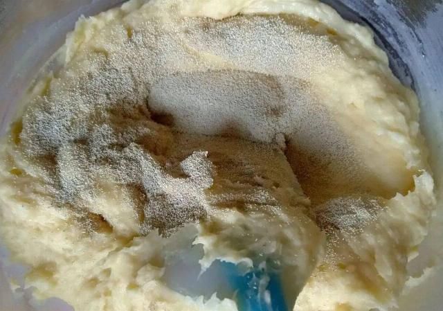 不用|三伏天这菜最好这样吃,加把面粉搅一搅,水都不用放一滴,家里有锅就能做