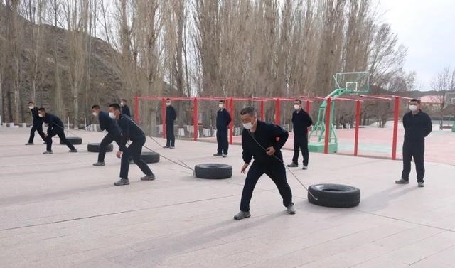 策划|军团策划丨燃!节日不忘战备,中国军人枕戈待旦……