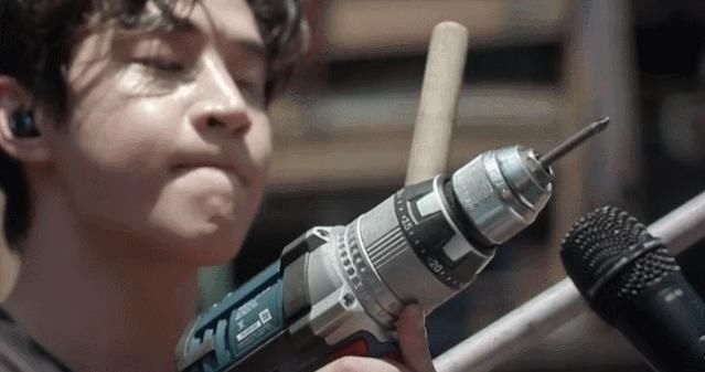  发光|刘宪华工地改编热门单曲：从黑暗中走来，在音乐中发光