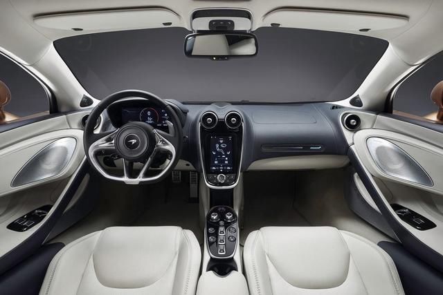 有钱人|198万起,主打豪华舒适的GT双门跑车,有钱人的大玩具!