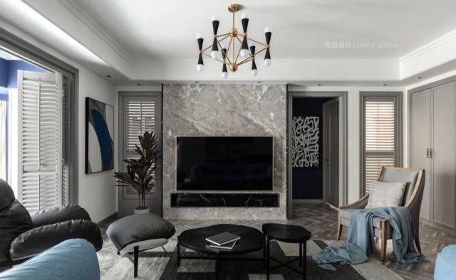  兼具|135㎡潮流混搭风两居，居住舒适性和品质感兼具的家