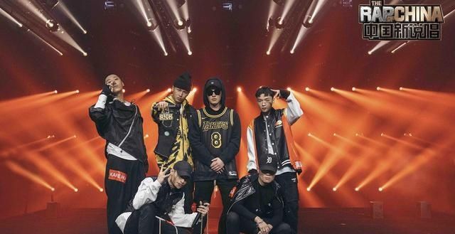  人气|《新说唱》吴亦凡又惹非议，人气高拉票占尽优势，其他三组太难了