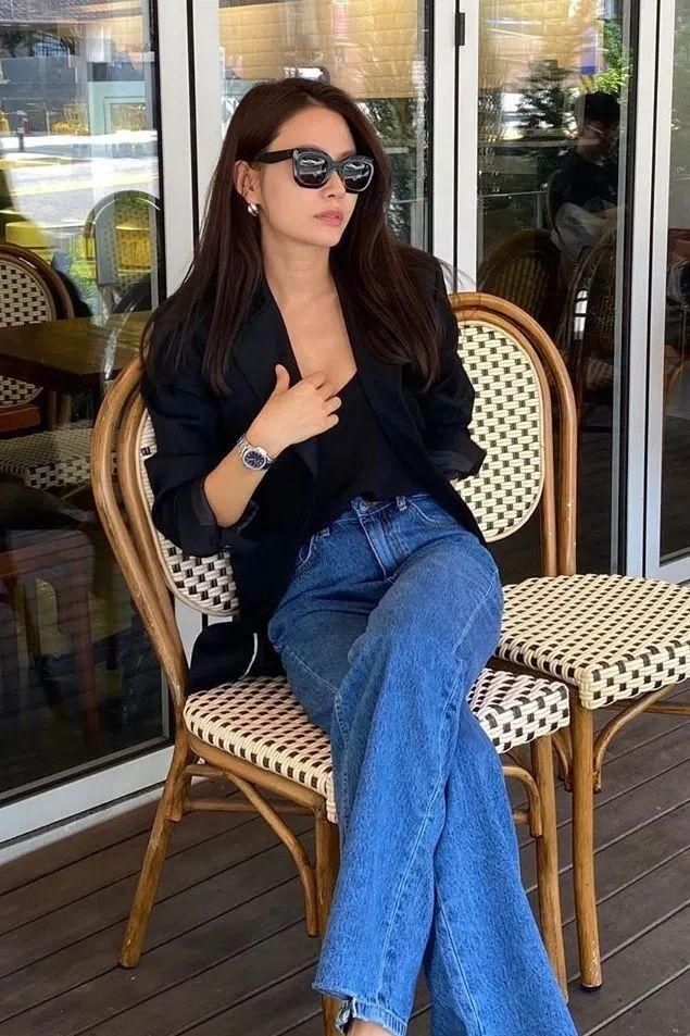 好看|今秋西装外套火了,这么穿好看又高级,时髦炸了