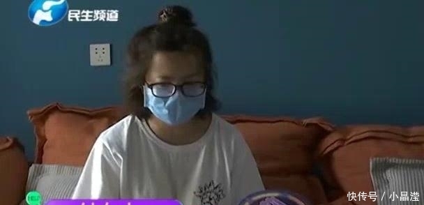  付女士|女子遛狗不栓绳被咬伤，上门索赔1万5，邻居：没拴绳就是你的错