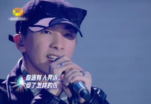 出炉|《说唱听我的》冠军出炉,决赛成Free out主场,JD“一穿四”碾压