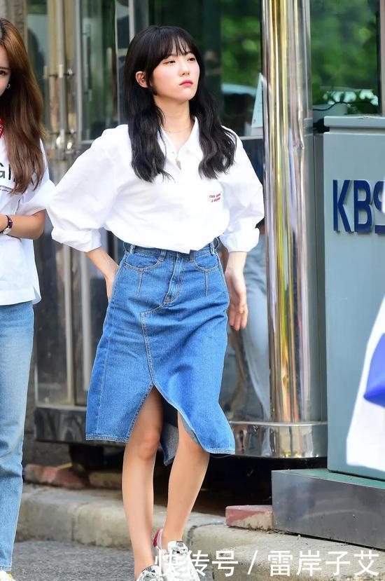  御姐|原来开衩裙那么好看，热巴穿出华丽御姐范，倪妮更是美得艳光四射