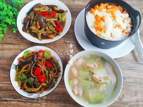  鲜味|天热，三人午餐我这样做，两菜一汤咸鲜味美，30分钟可上桌