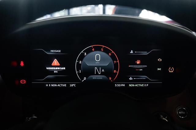 有钱人|198万起,主打豪华舒适的GT双门跑车,有钱人的大玩具!