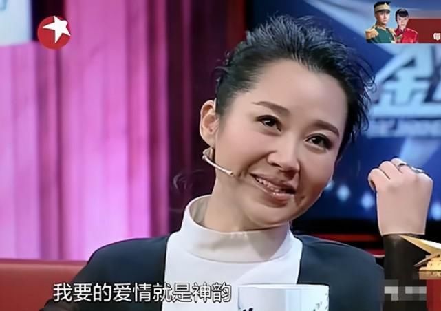 来说|年龄，对于许晴来说，不是束缚，而是成熟的标志，就像一朵开到最美的牡丹